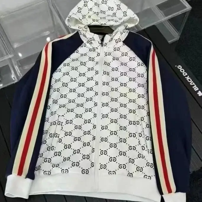 Burberry   Moncler  prada  dior  THE NORTH FACE    Jackets