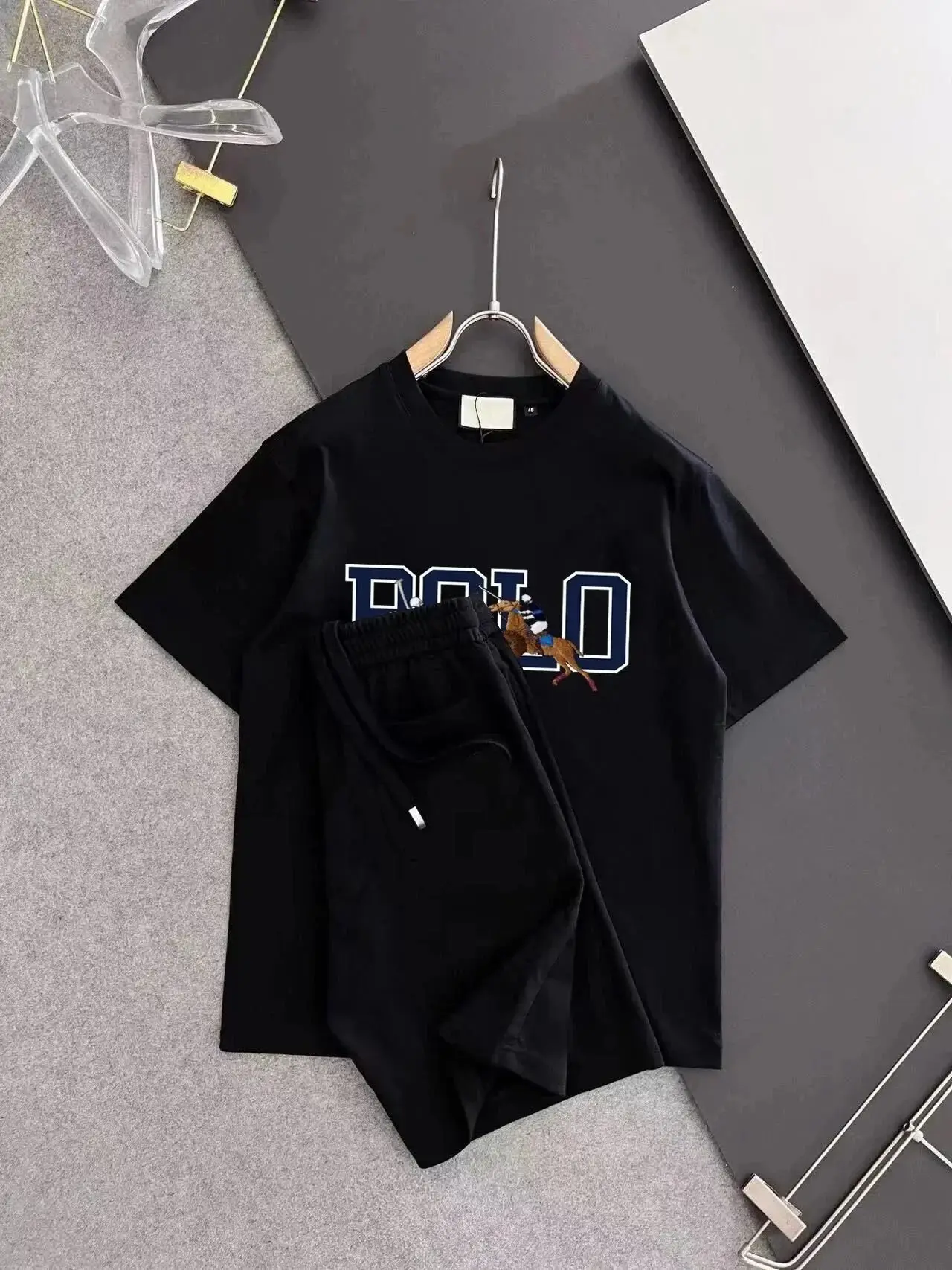 Short sleeve suit (Styles 40+) 3
